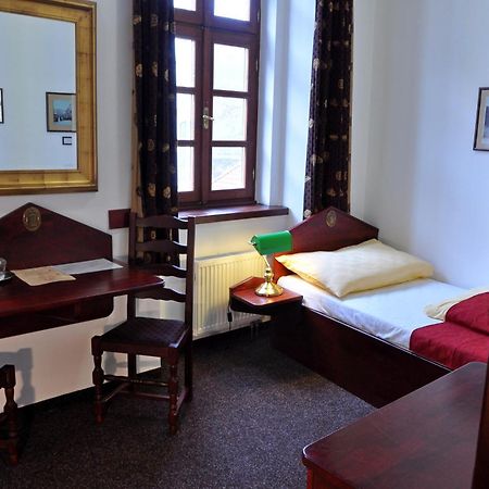 Hotel St Florian Loket Luaran gambar
