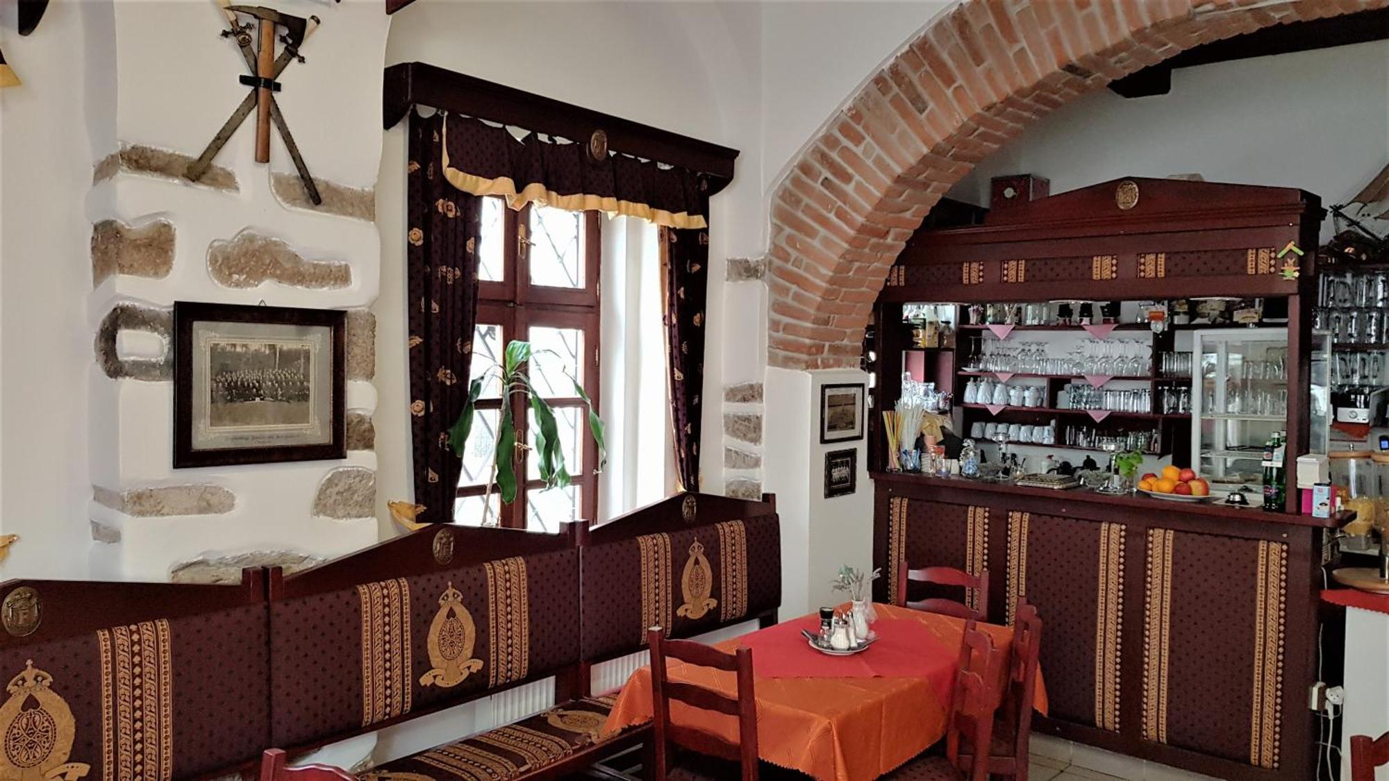 Hotel St Florian Loket Luaran gambar