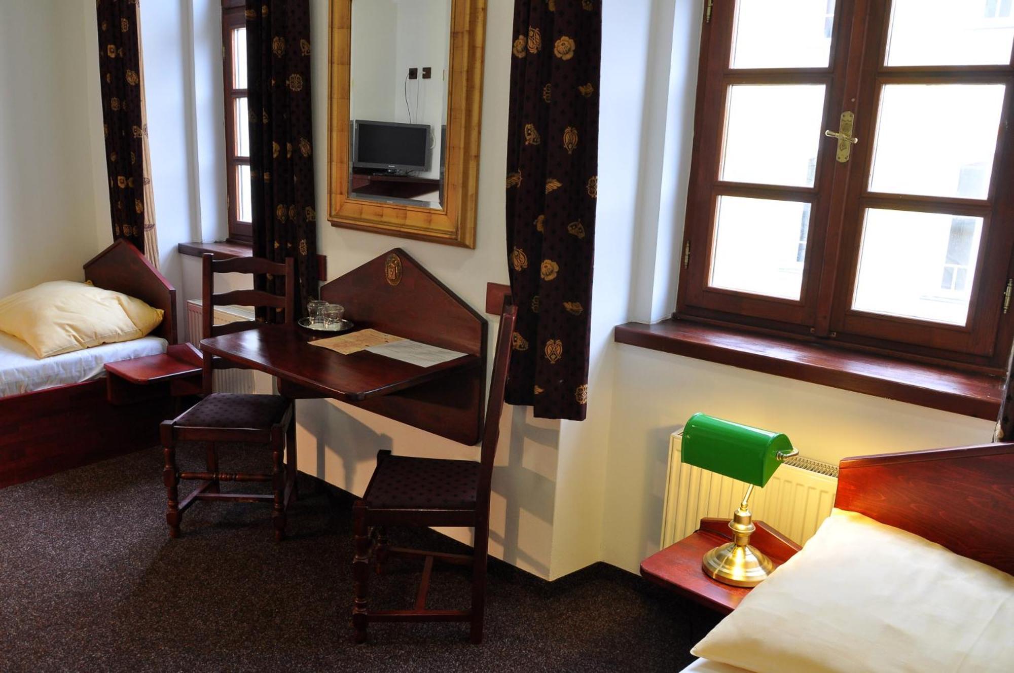 Hotel St Florian Loket Luaran gambar