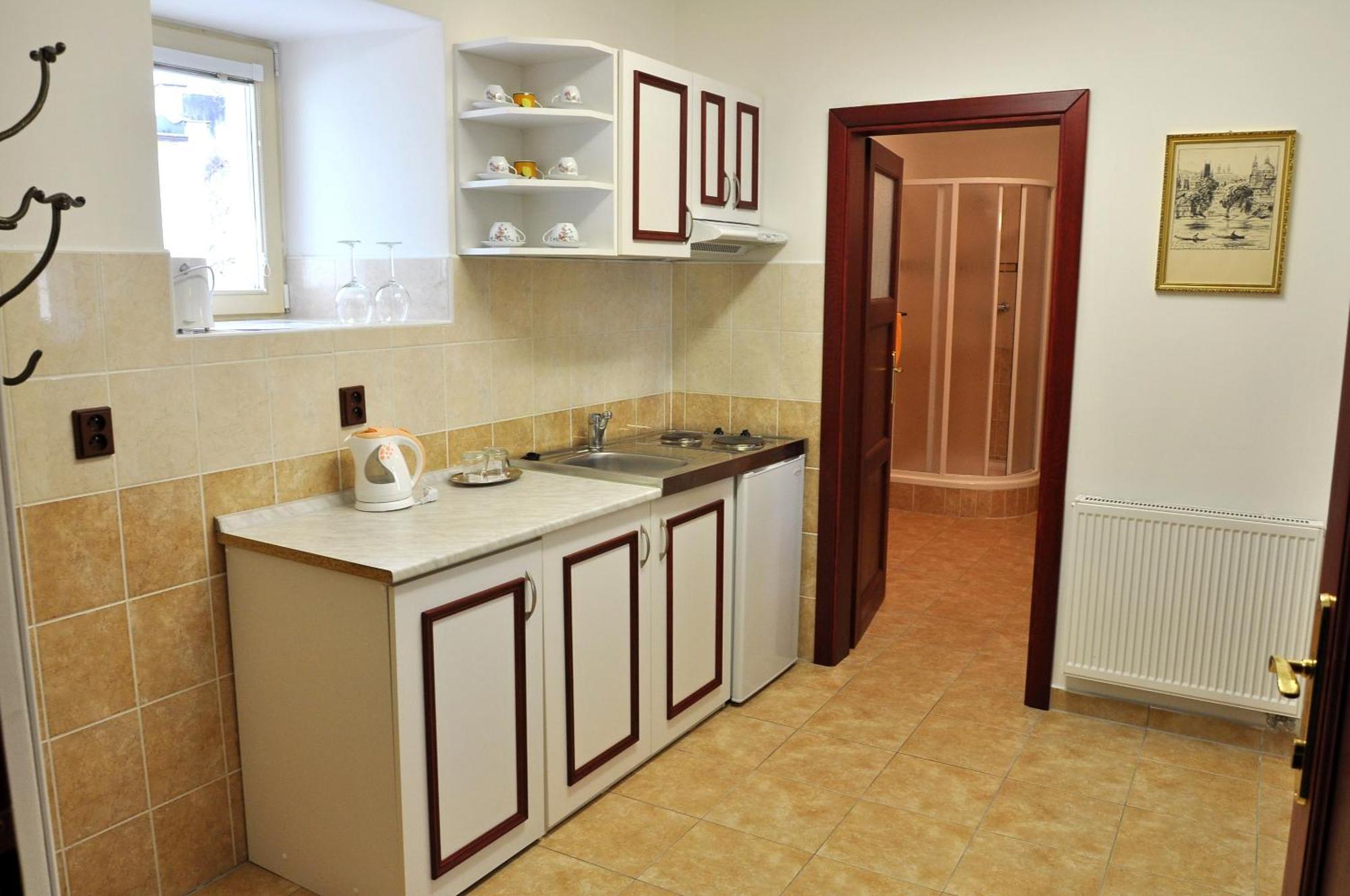 Hotel St Florian Loket Luaran gambar