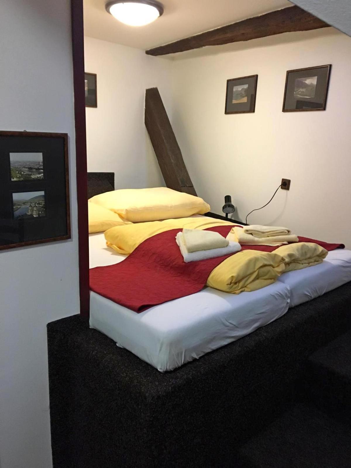 Hotel St Florian Loket Bilik gambar